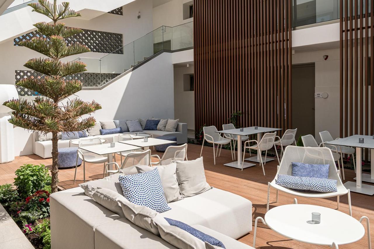 Romantica Hotel Apartments Agia Pelagia  Exterior photo